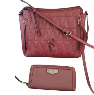 Simply Vera Vera Wang "Cara" Maroon Purse with Matching Wallet